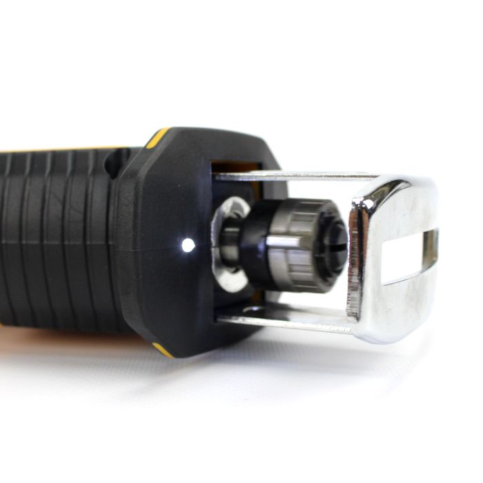 Аккумуляторная сабельная пила DeWalt DCS312NT (24V, 4AH) АКБ ножовка Деволт