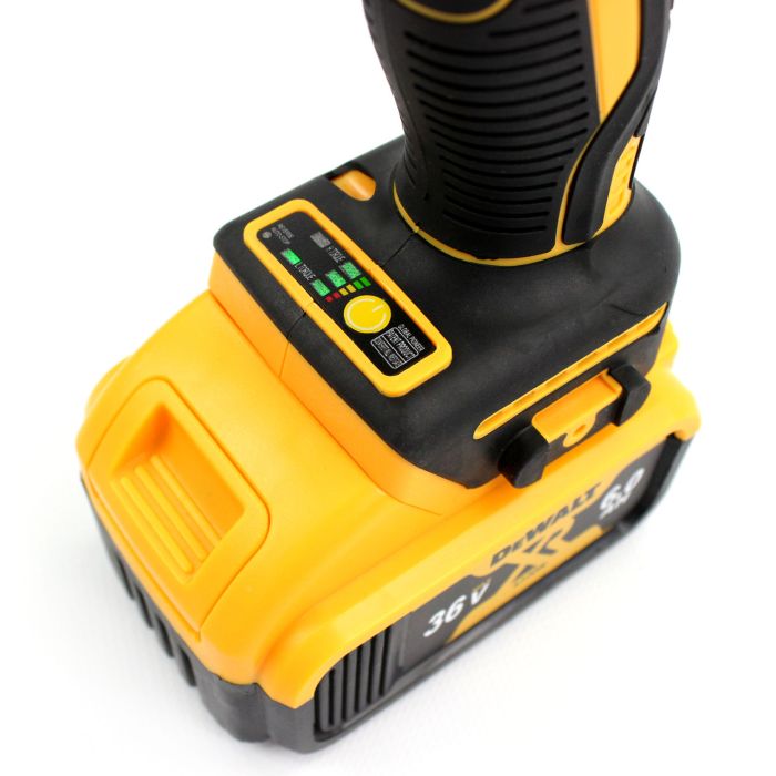 Гайковерт акумуляторний DeWalt DCF922D2T (36V, 5Ah) Гайковерт Деволт 447Nm з регулюванням обертів + ​​2АКБ у кейсі