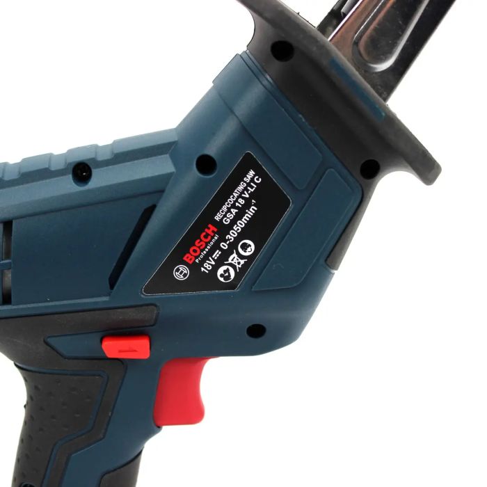 Аккумуляторная сабельная пила Bosch GSA 18V-LI C (18V 5Ah) Сабельная АКБ пила Бош