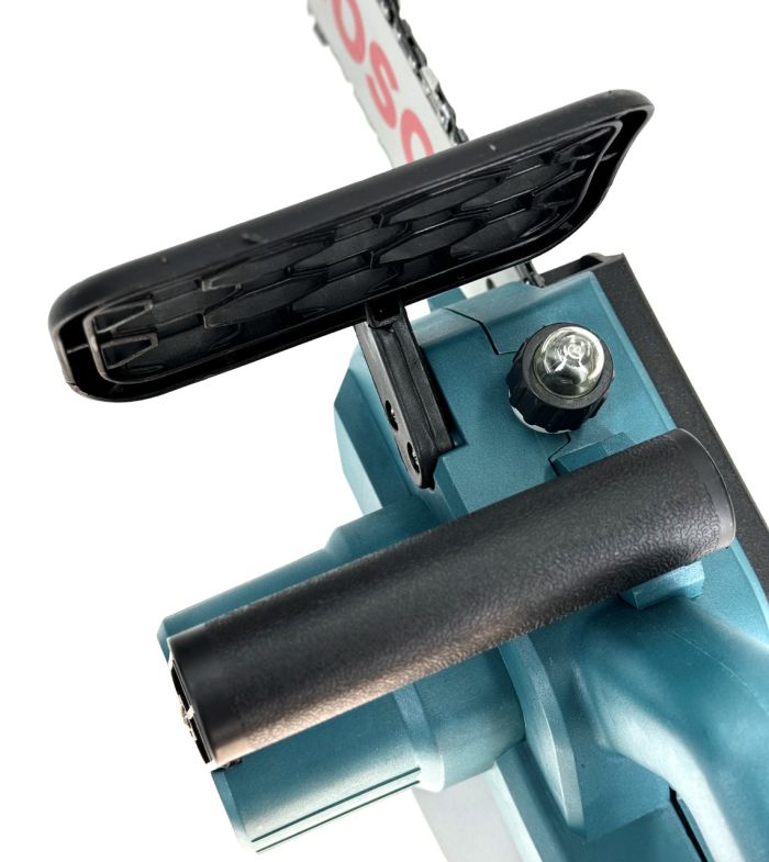 Ланцюгова акумуляторна пила Bosch EasyCut 36 (36V, 6Аh) АКБ пила Бош з шиною 30 см для обрізки гілок у кейсі