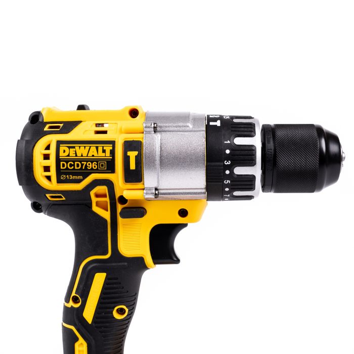 Набор DeWalt 2в1 аккумуляторный (48V 6Ah) Шуруповерт DCD796 + Болгарка бесщеточная DCG405P2 Набор Деволт с 2 АКБ